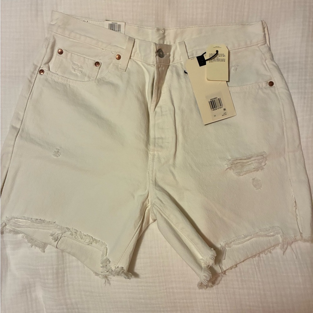 NWT LEVI’S 501 High Rise Mid Length Shorts Size 33